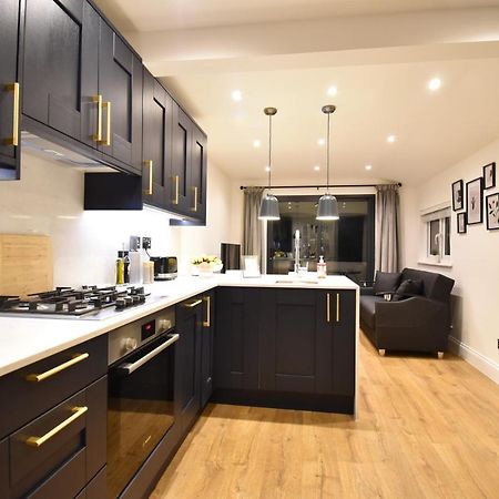 Stunning 3 Bed Apartment Londres Exterior foto