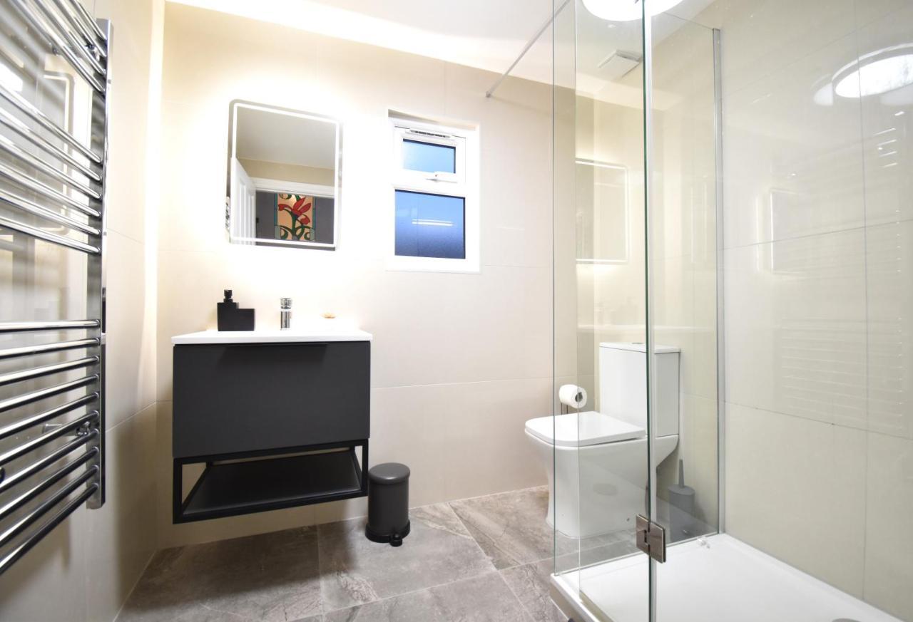 Stunning 3 Bed Apartment Londres Exterior foto
