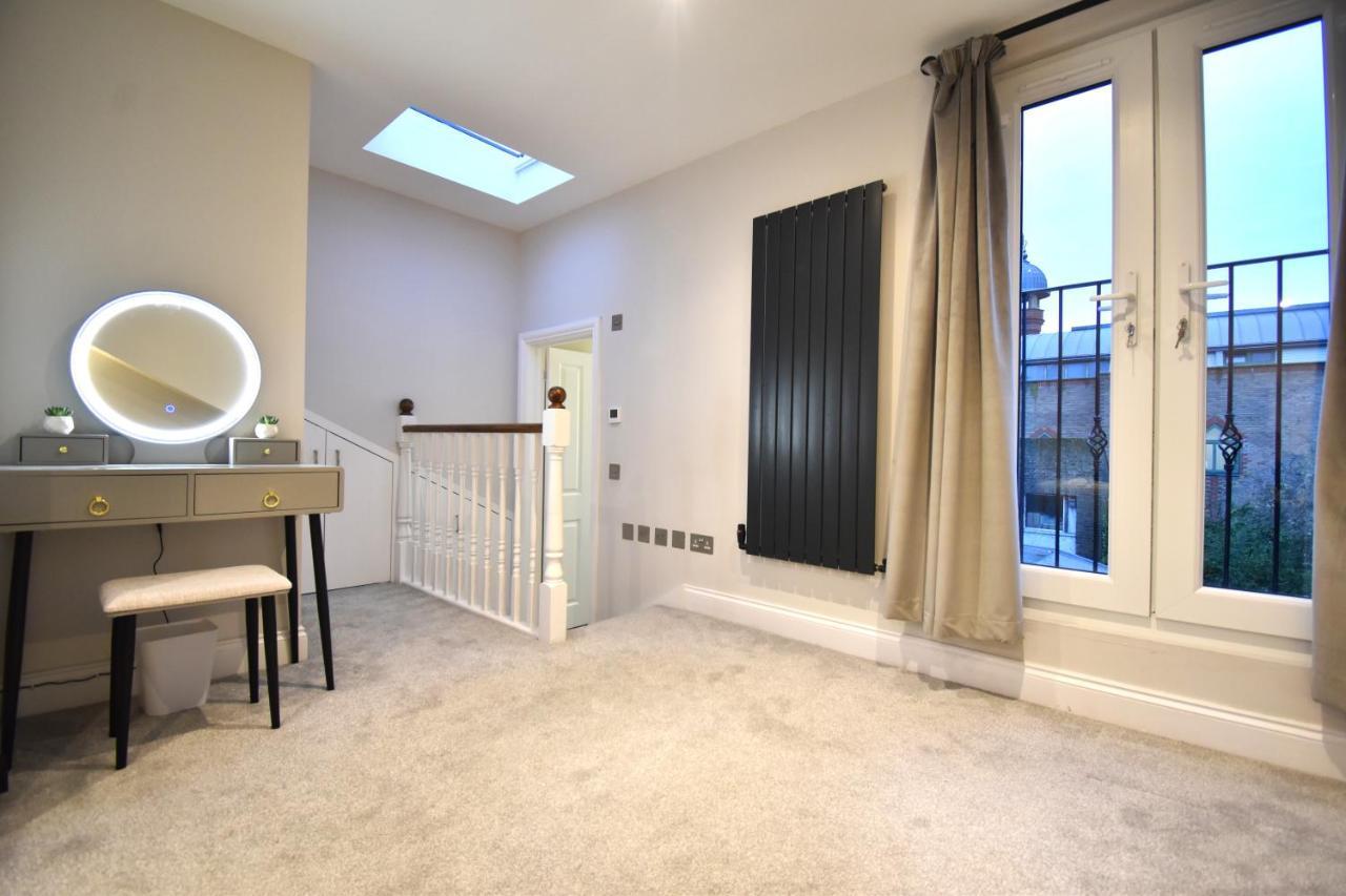 Stunning 3 Bed Apartment Londres Exterior foto
